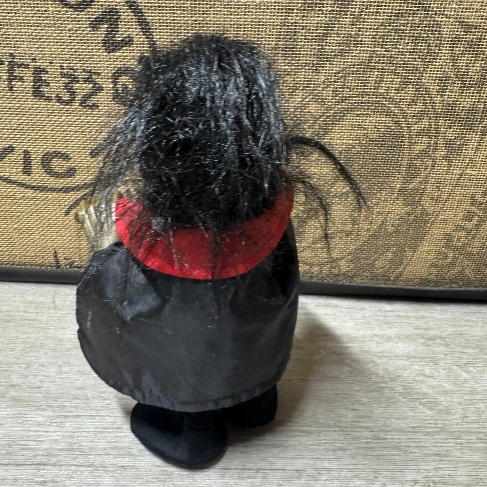Christmas Intl. GHOULISH WALKERS 8" DRACULA Figure Halloween Decoration Troll - Picture 3 of 5